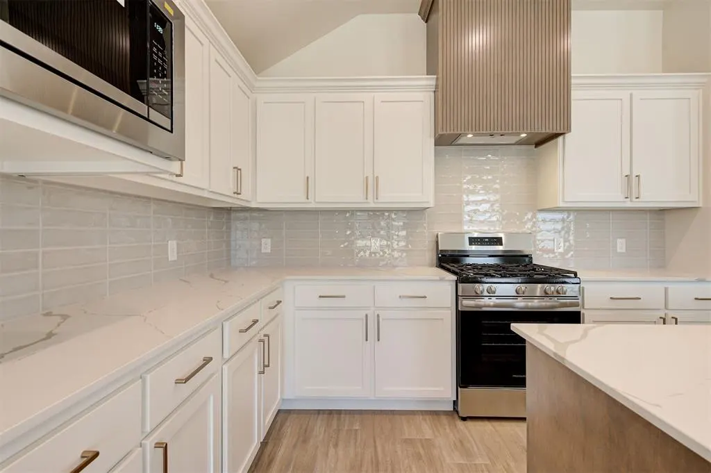 Photo 10 — 4132 Overlook Pass, Edmond, OK 73025