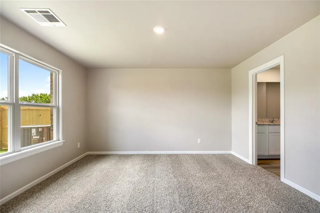 Photo 5 — 1513 Crimson Lake Boulevard, El Reno, OK 73036