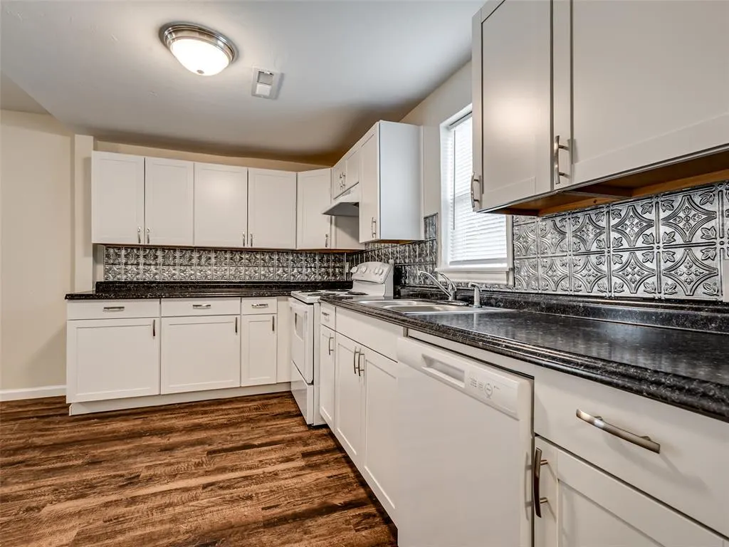 Photo 12 — 1823 N Louisa Avenue, Shawnee, OK 74804