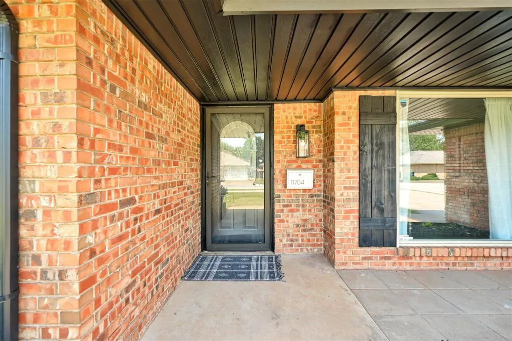 Photo 4 — 11704 N Victoria Drive, Oklahoma City, OK 73120
