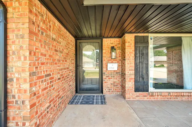 Photo 4 — 11704 N Victoria Drive, Oklahoma City, OK 73120