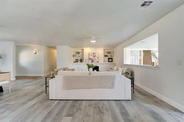 Photo 8 — 11704 N Victoria Drive, Oklahoma City, OK 73120