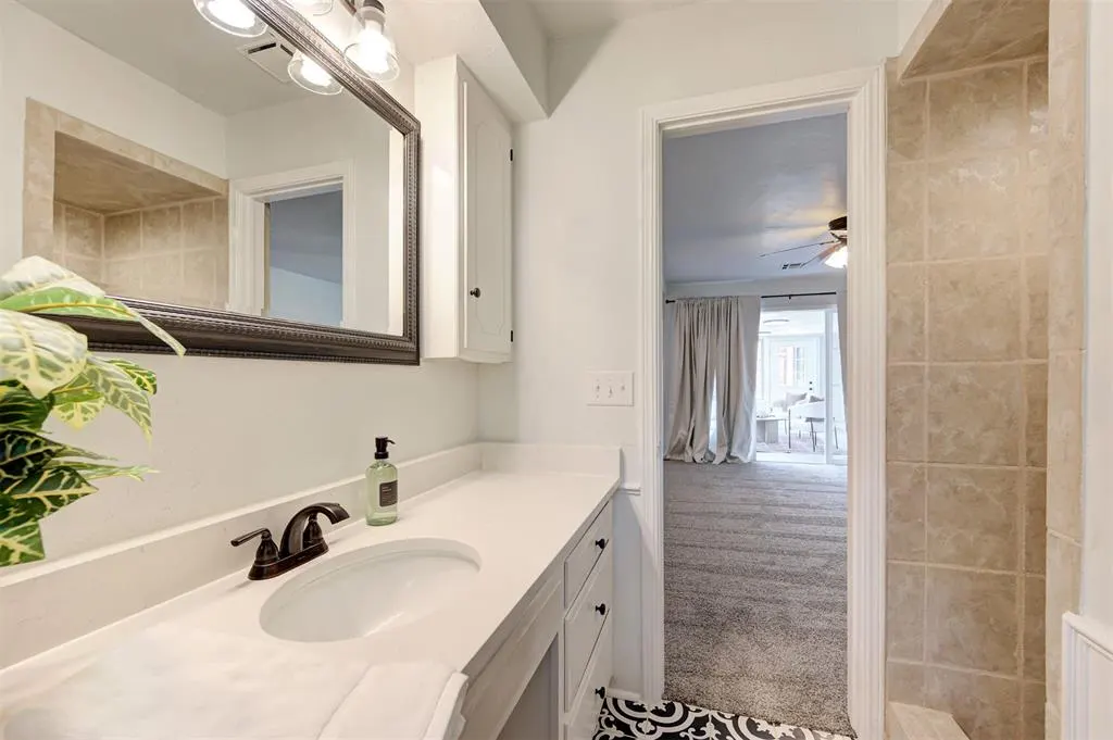 Photo 34 — 11704 N Victoria Drive, Oklahoma City, OK 73120