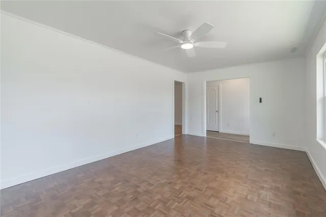 Photo 6 — 601 Country Club Circle, Oklahoma City, OK 73110