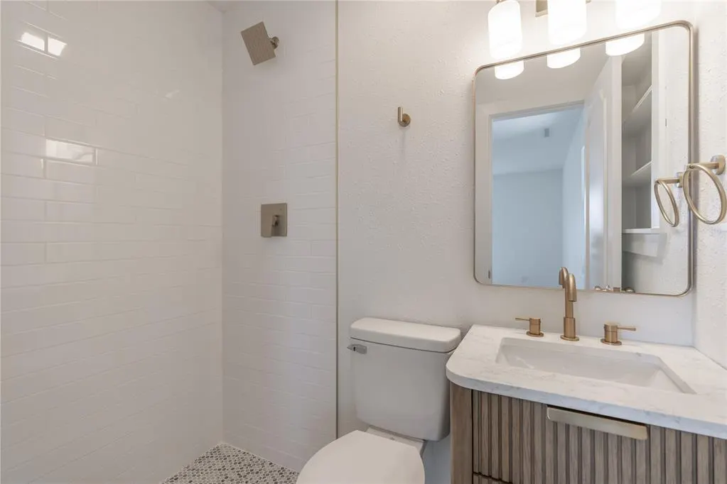 Photo 22 — 601 Country Club Circle, Oklahoma City, OK 73110