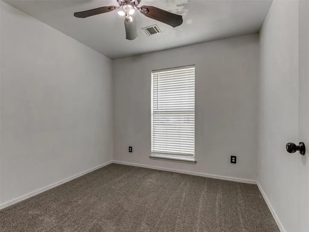 Photo 22 — 220 SW 142nd Street, Oklahoma City, OK 73170