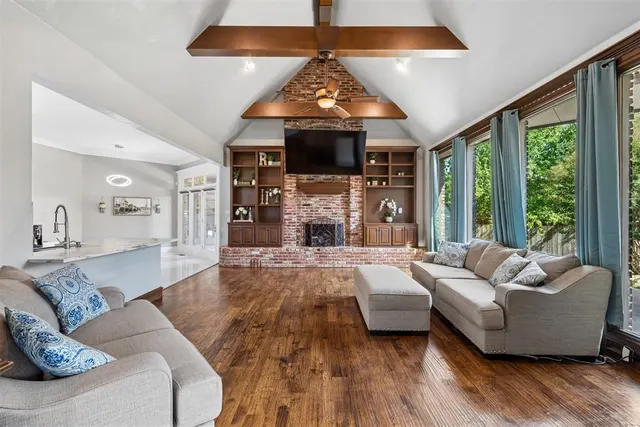 Photo 3 — 3917 Sherwood Green Lane, Edmond, OK 73034