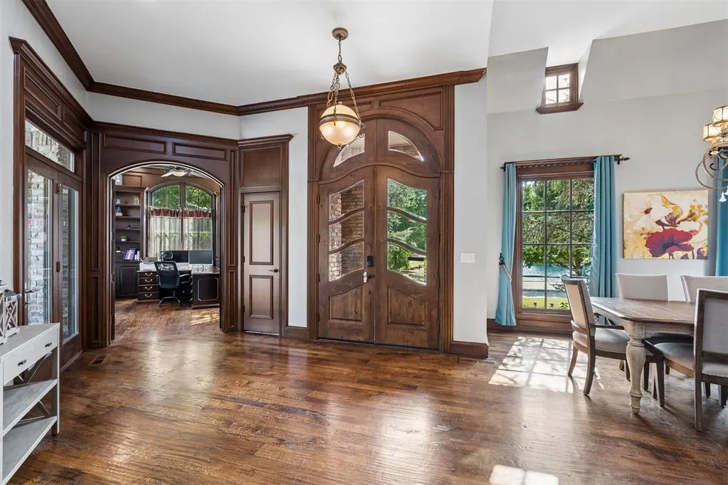 Photo 8 — 3917 Sherwood Green Lane, Edmond, OK 73034