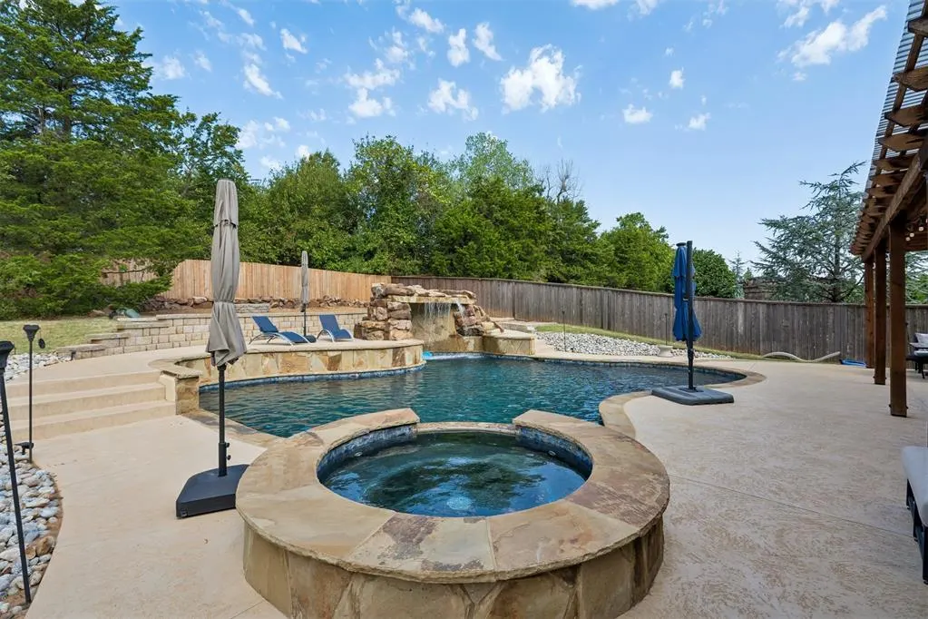 Photo 47 — 3917 Sherwood Green Lane, Edmond, OK 73034