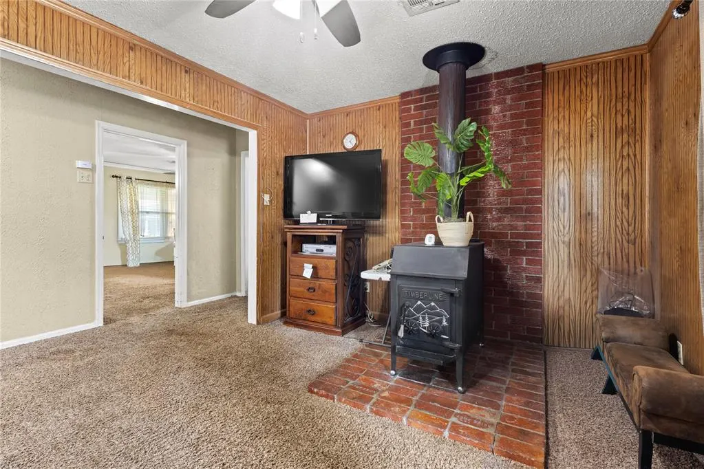 Photo 11 — 502 3rd Street, Fort Cobb, OK 73038
