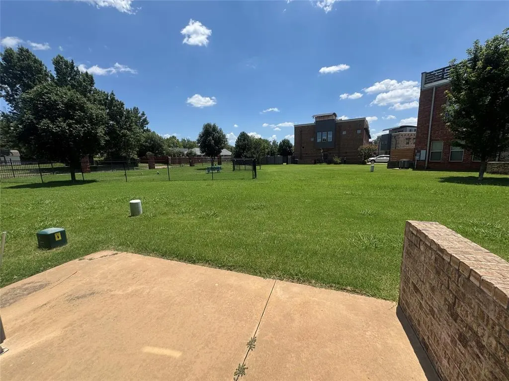 Photo 17 — 473 S Fretz Avenue, Edmond, OK 73003