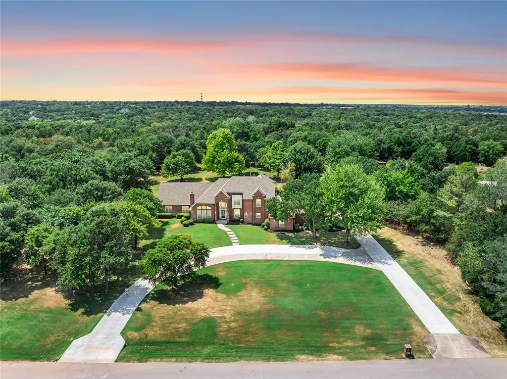 Front exterior — 2213 Highlands Landing, Edmond, OK 73013