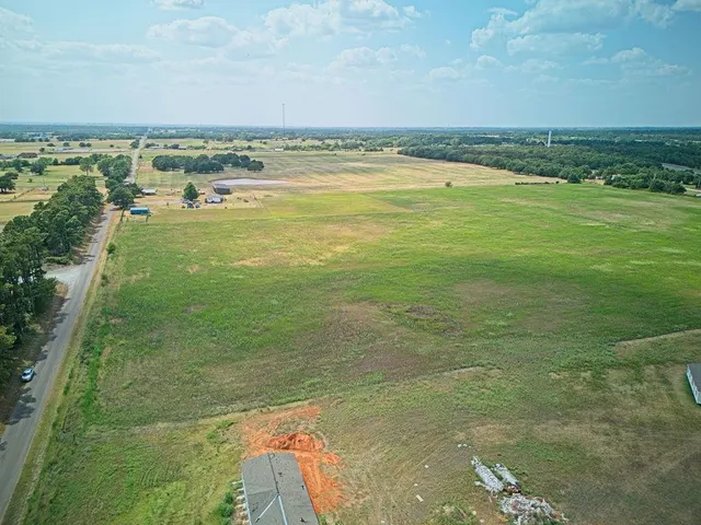 Photo 5 — 0000 220 Street, Blanchard, OK 73010