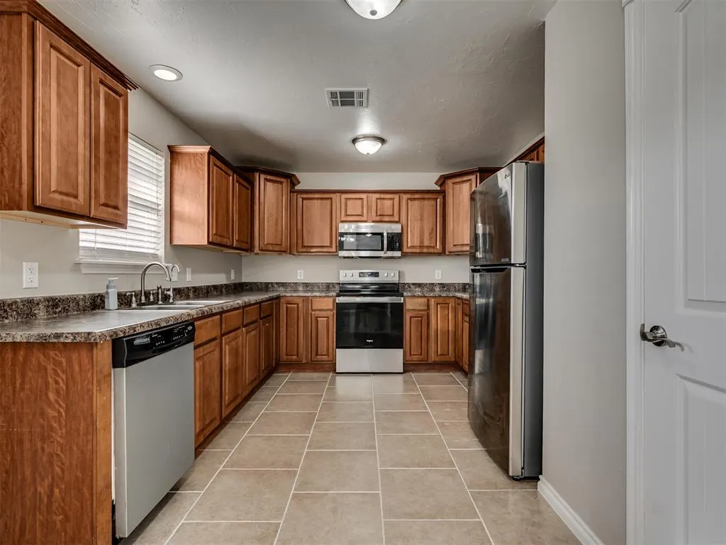 Photo 13 — 17456 Blackjack Ridge Road, Newalla, OK 74857