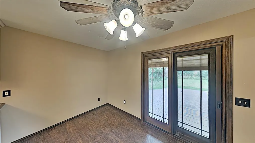 Photo 9 — 3905 Regatta Road, Yukon, OK 73099