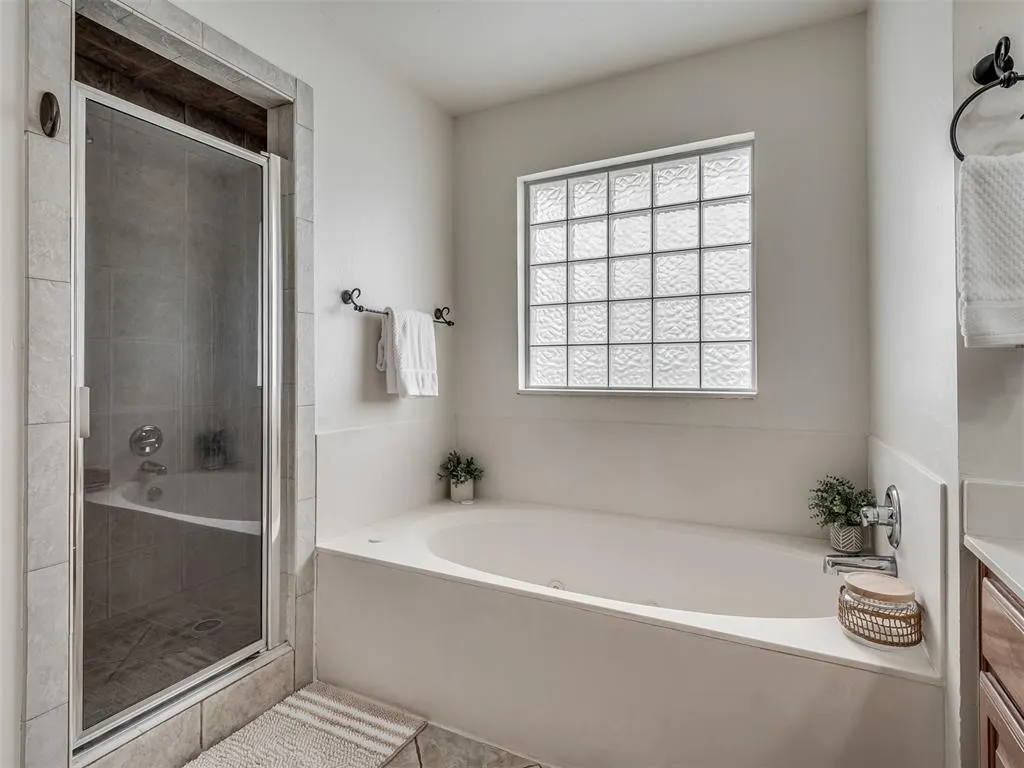 Photo 22 — 325 Crossland Court, Edmond, OK 73003
