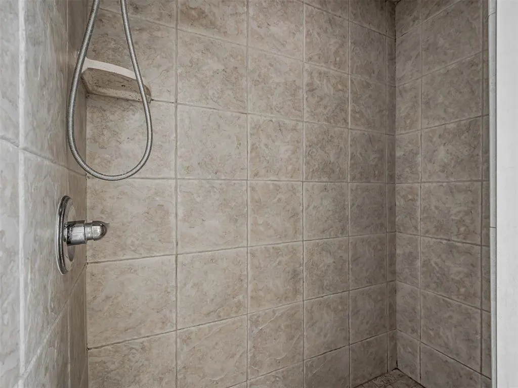 Photo 24 — 325 Crossland Court, Edmond, OK 73003