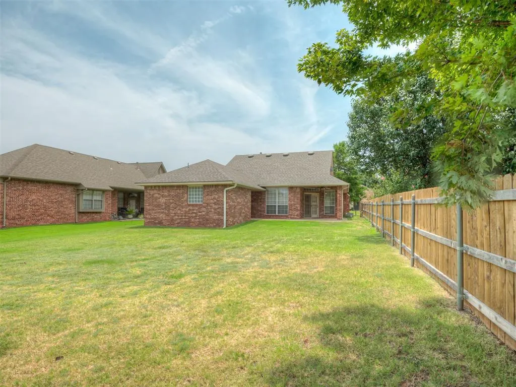 Photo 36 — 325 Crossland Court, Edmond, OK 73003