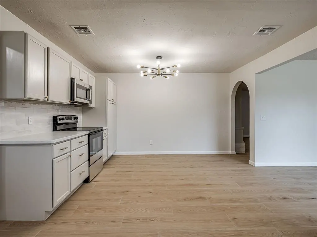 Photo 9 — 1320 Lowrie Lane, Oklahoma City, OK 73159