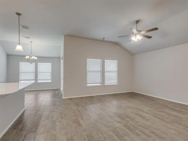 Photo 5 — 408 Haven Street, Yukon, OK 73099