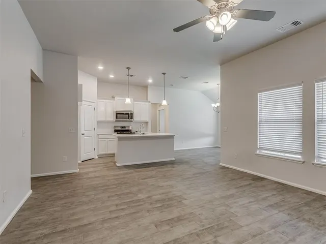 Photo 6 — 408 Haven Street, Yukon, OK 73099