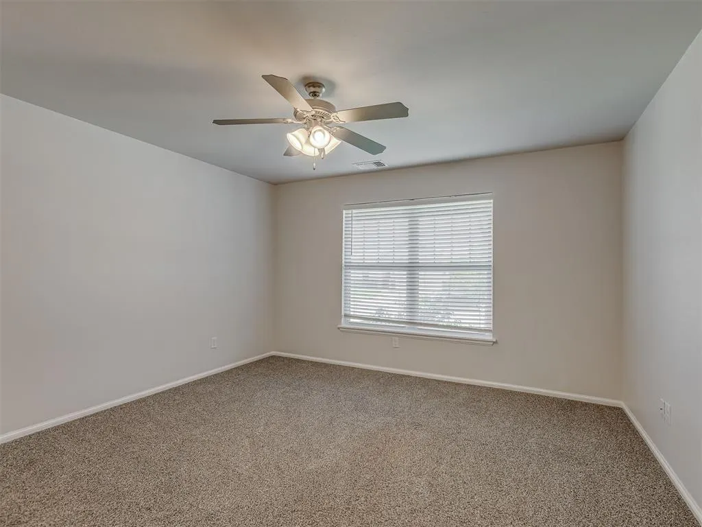 Photo 17 — 408 Haven Street, Yukon, OK 73099