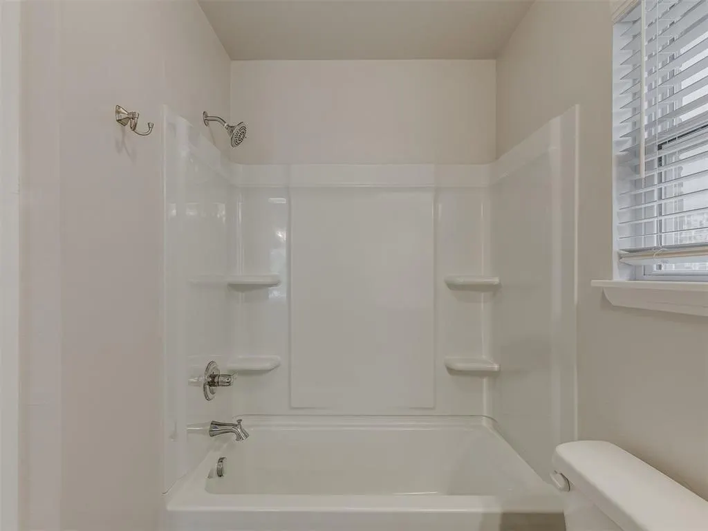 Photo 21 — 408 Haven Street, Yukon, OK 73099