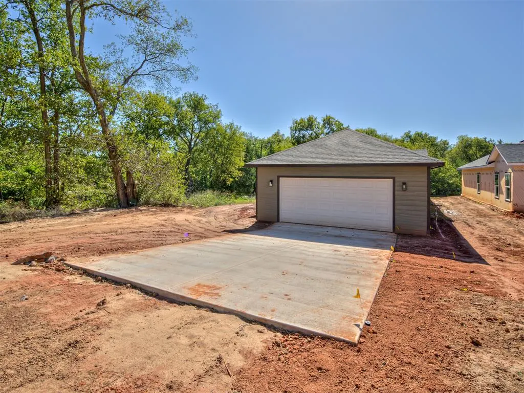 Photo 36 — 712 E Lincoln Avenue, Guthrie, OK 73044