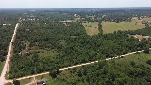 Photo 5 — 14450 Bridge Creek Drive, Norman, OK 73026