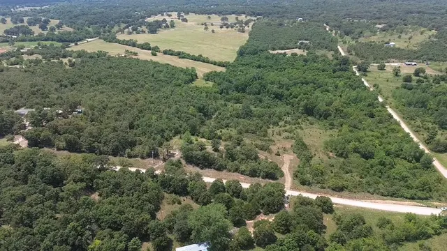 Photo 6 — 14450 Bridge Creek Drive, Norman, OK 73026