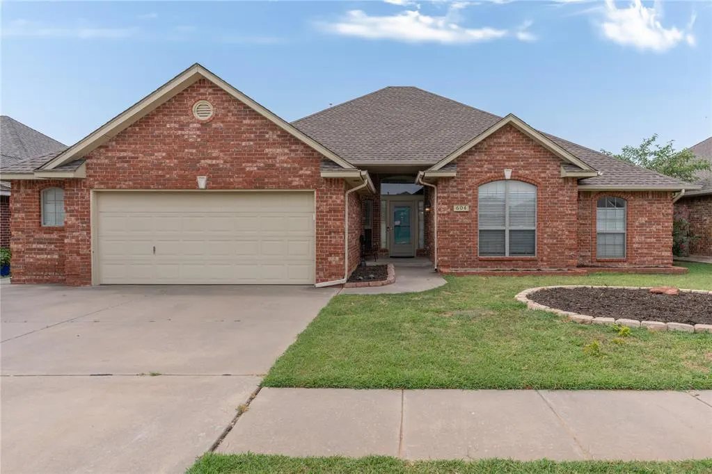 Front exterior — 604 SW 160th Street, Oklahoma City, OK 73170