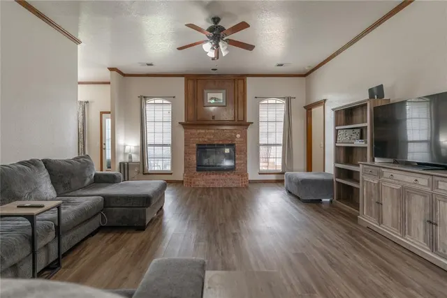 Photo 5 — 604 SW 160th Street, Oklahoma City, OK 73170