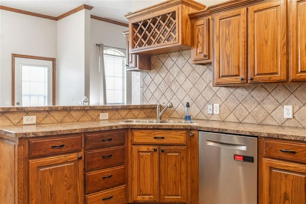 Photo 13 — 604 SW 160th Street, Oklahoma City, OK 73170