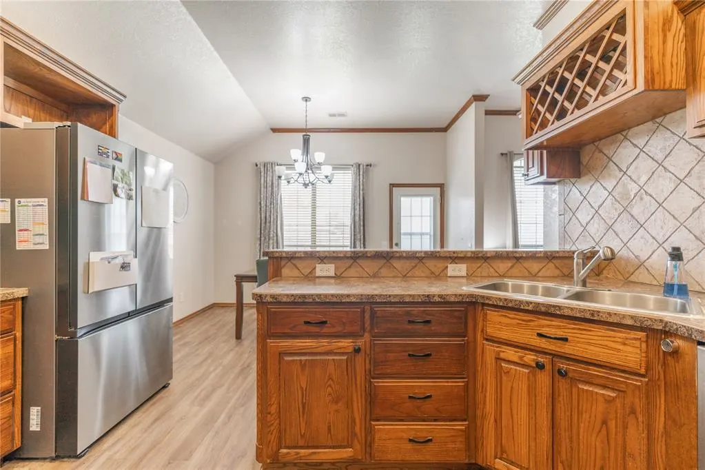 Photo 14 — 604 SW 160th Street, Oklahoma City, OK 73170