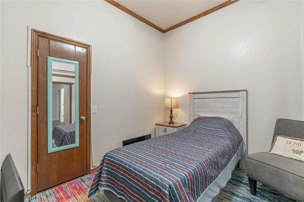 Photo 22 — 604 SW 160th Street, Oklahoma City, OK 73170