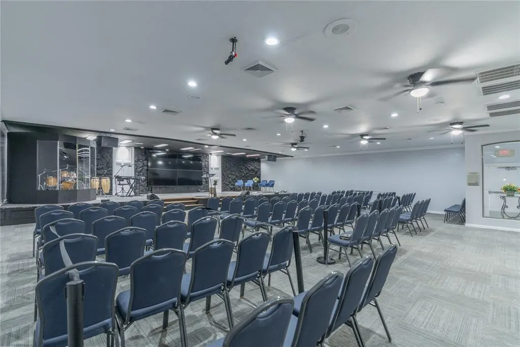 Photo 4 — 4620 S Santa Fe Avenue, Oklahoma City, OK 73109