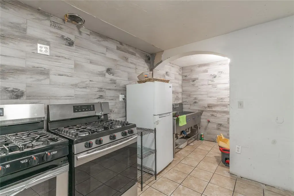 Photo 32 — 4620 S Santa Fe Avenue, Oklahoma City, OK 73109