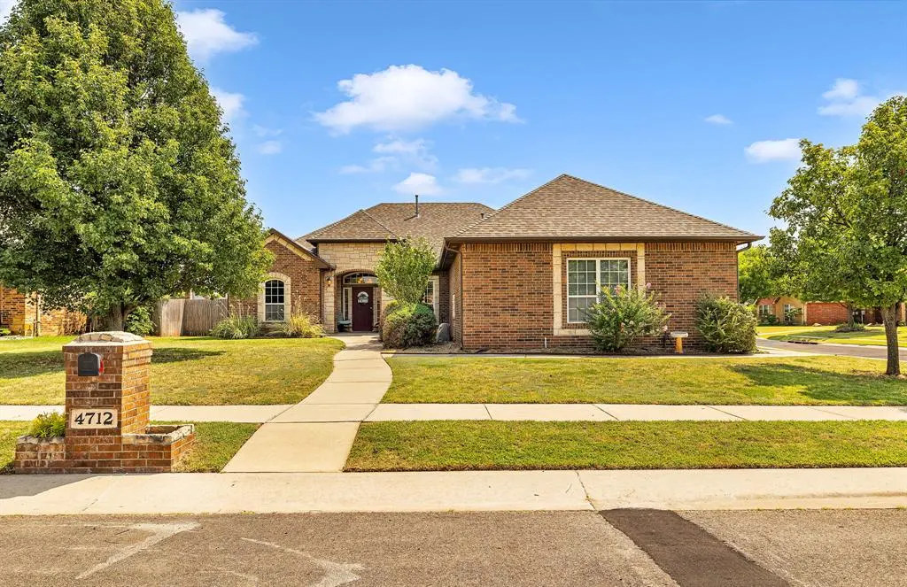 Photo 2 — 4712 SW 126th Place, Oklahoma City, OK 73173