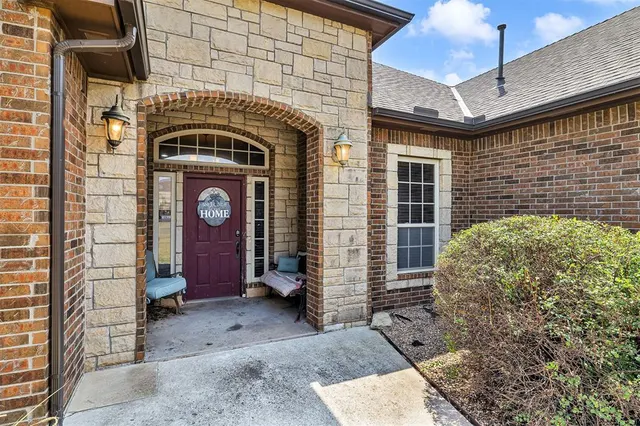 Photo 5 — 4712 SW 126th Place, Oklahoma City, OK 73173