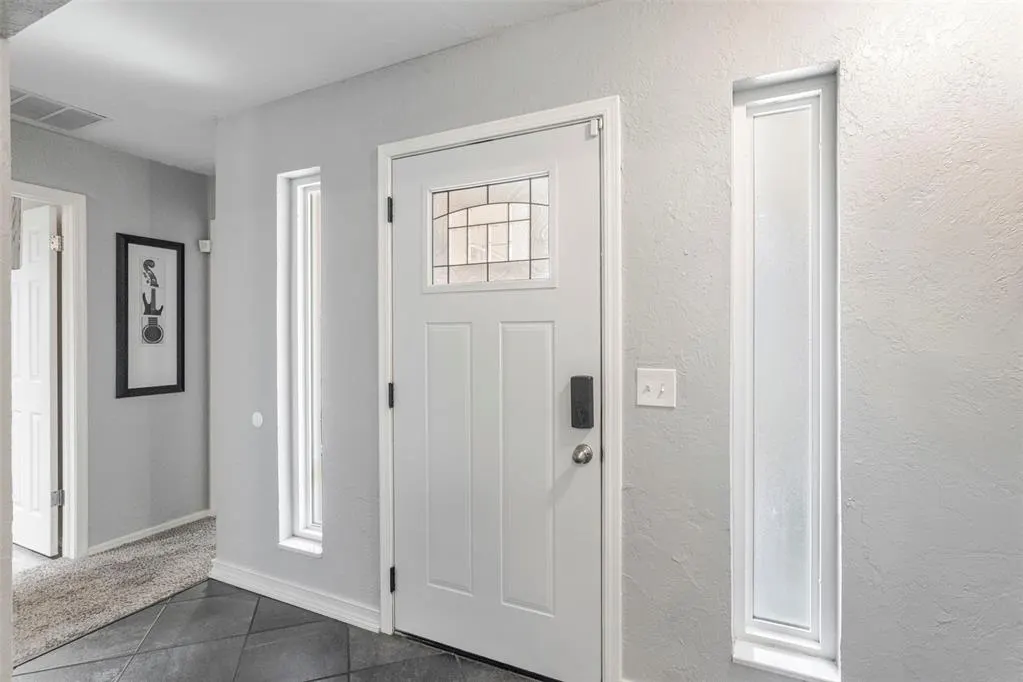Photo 4 — 409 Williams Drive, Oklahoma City, OK 73160