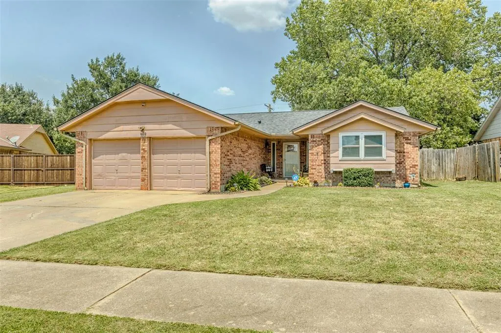 Photo 2 — 409 Williams Drive, Oklahoma City, OK 73160