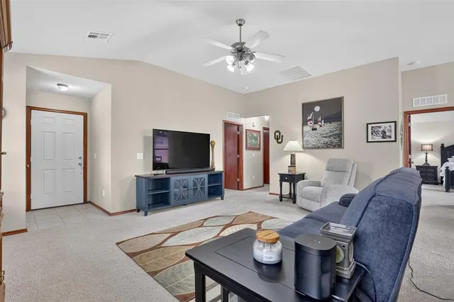Photo 3 — 18205 Viento Drive, Edmond, OK 73012