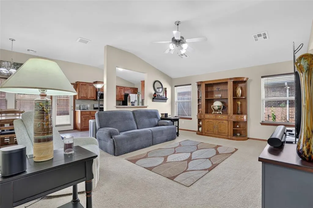 Photo 4 — 18205 Viento Drive, Edmond, OK 73012
