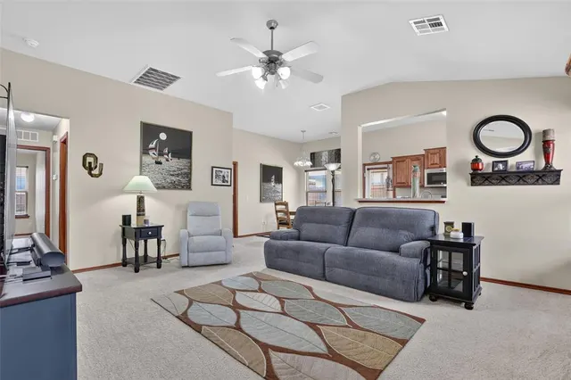 Photo 6 — 18205 Viento Drive, Edmond, OK 73012