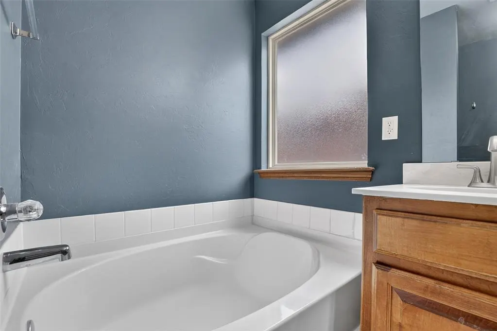 Photo 15 — 18205 Viento Drive, Edmond, OK 73012