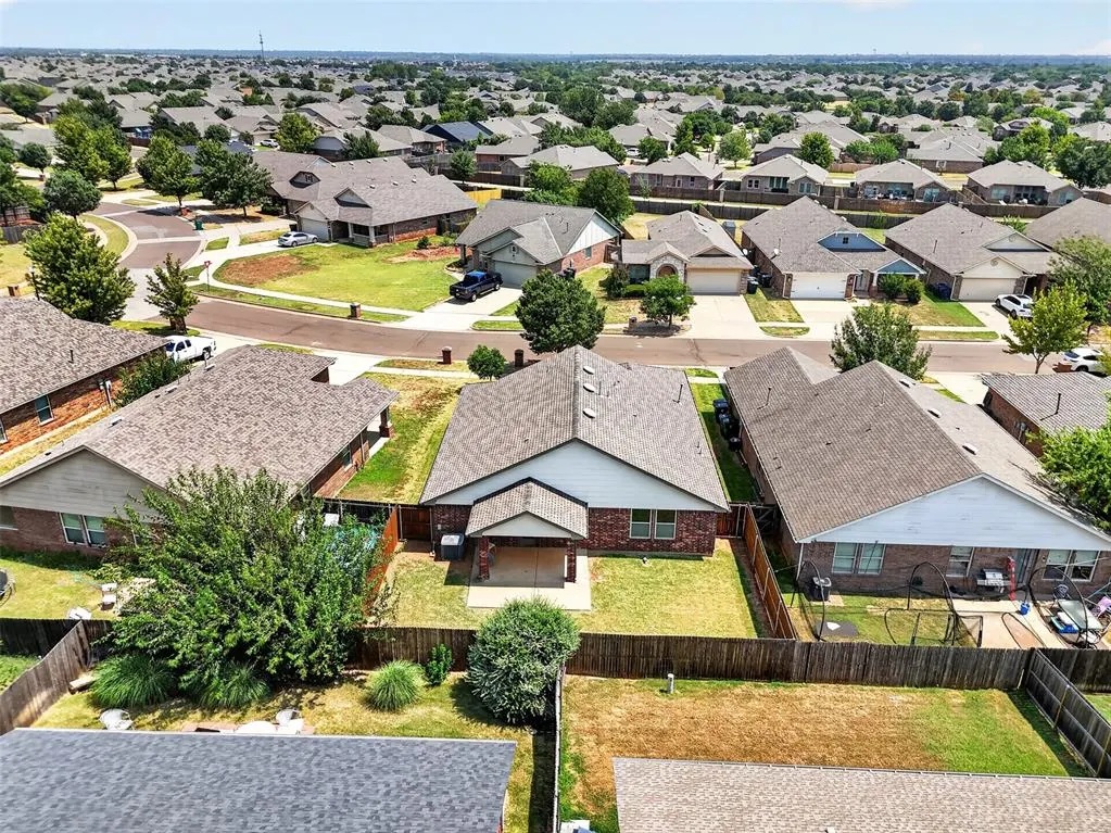 Photo 29 — 18205 Viento Drive, Edmond, OK 73012