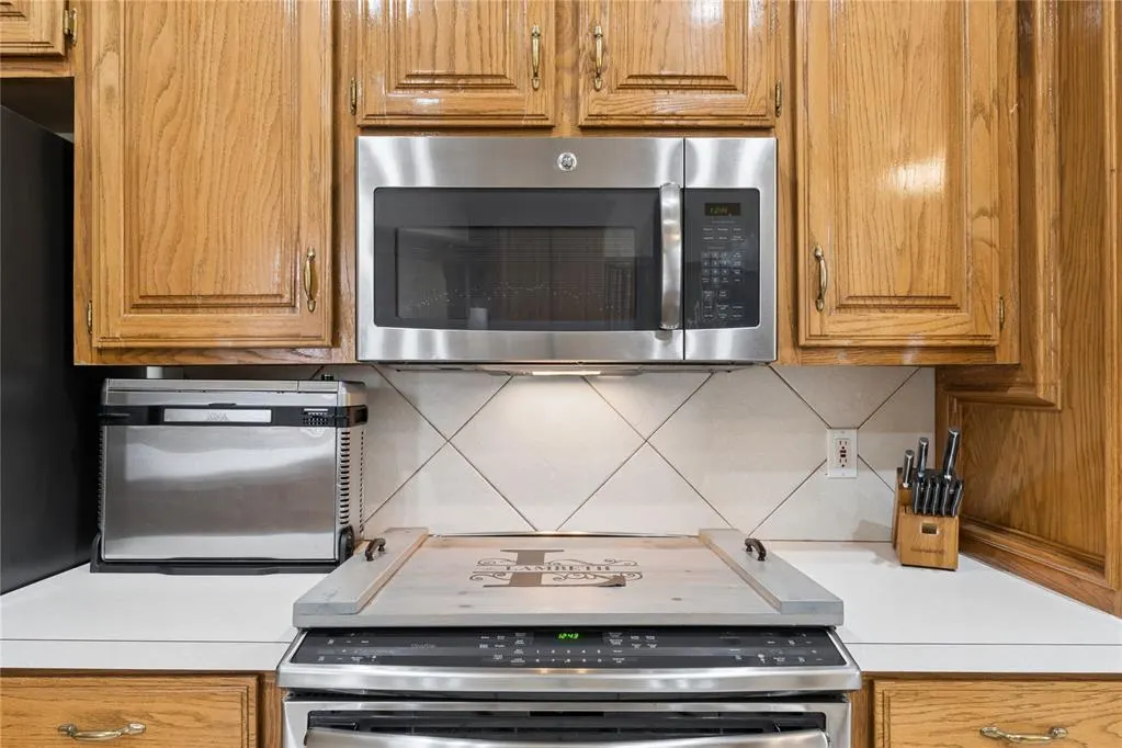 Photo 18 — 900 Grandview Road, Tuttle, OK 73089