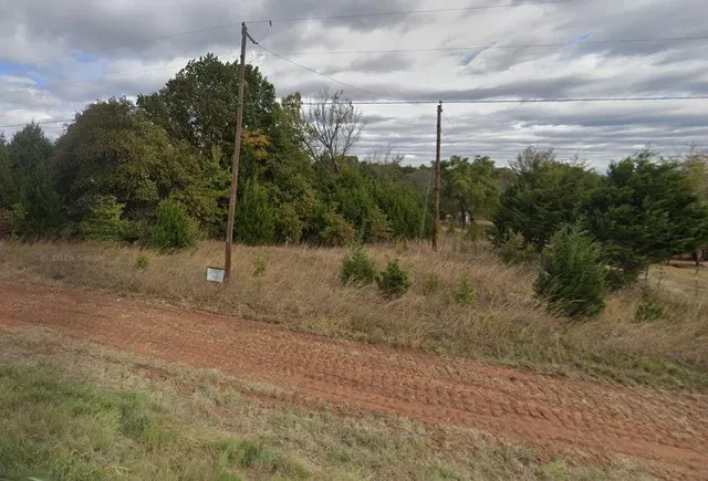 Photo 2 — 0000 S Highway 18, Meeker, OK 74855