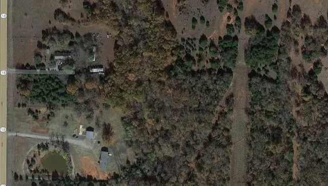 Photo 4 — 0000 S Highway 18, Meeker, OK 74855