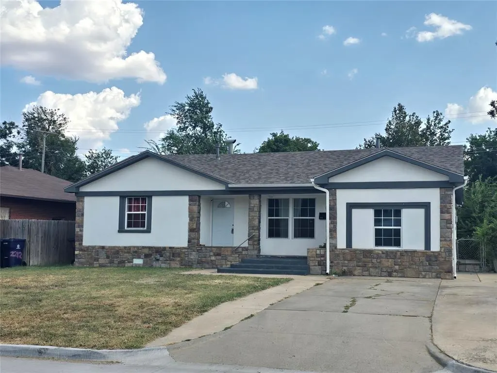 Front exterior — 2216 SW 60th Streets, Oklahoma City, OK 73159